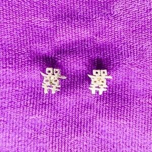 𝅺SILVER double happiness symbol earrings
